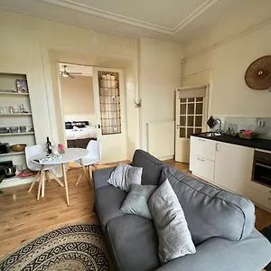  Appartement Mooi Met Klein Balkon