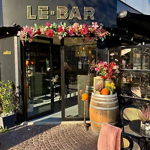  Aparthotel Boutique Le•bar